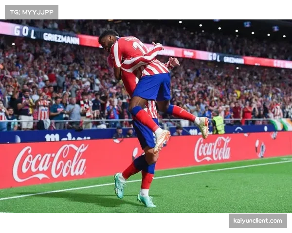 皇马中场过渡球速度缓慢 克罗斯调度遭遇马竞中场拦截